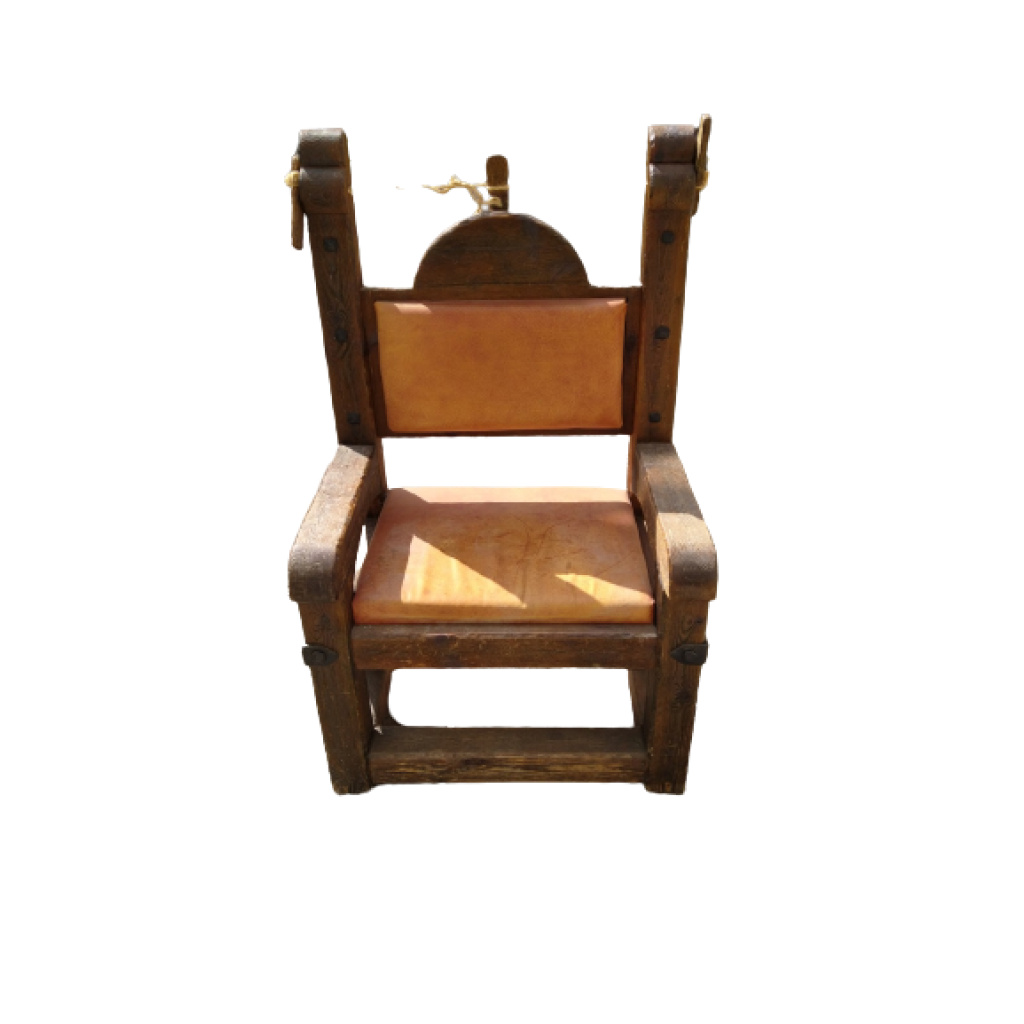 Massiivne puidust tool pehmendusega rent