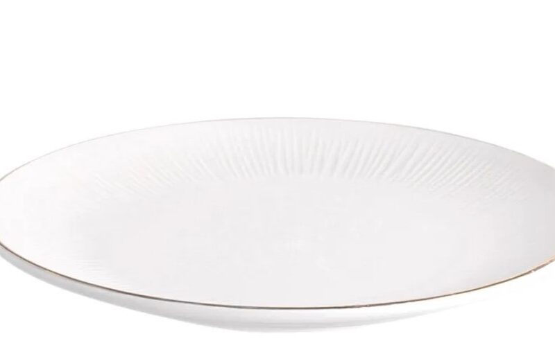 Taldrik kreemjas 19cm kuldse mustrilise äärega rent