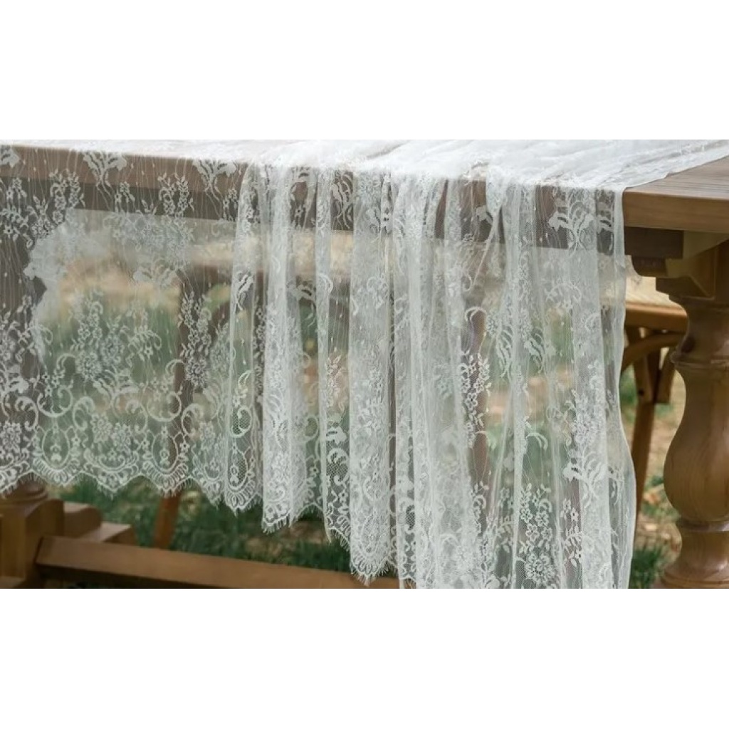 Laudlina valge pits 150cmx300cm rent